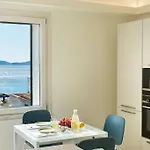 Appartement Centro Storico, Esclusivo, 4' Piano Senza Ascensore, Auto E Posto Auto Su Richiesta *